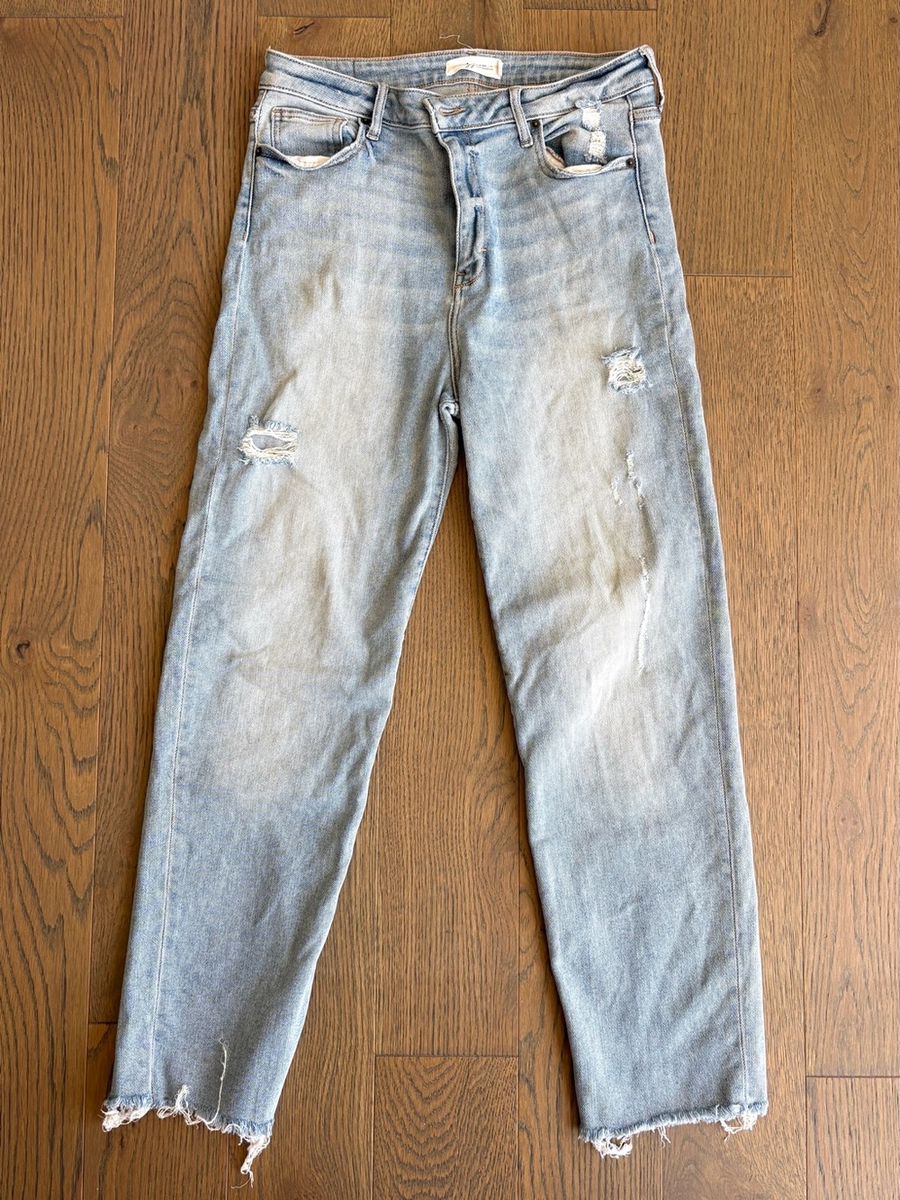 Carly Jean Los Angeles Light Blue Straight Leg Distressed Jeans
